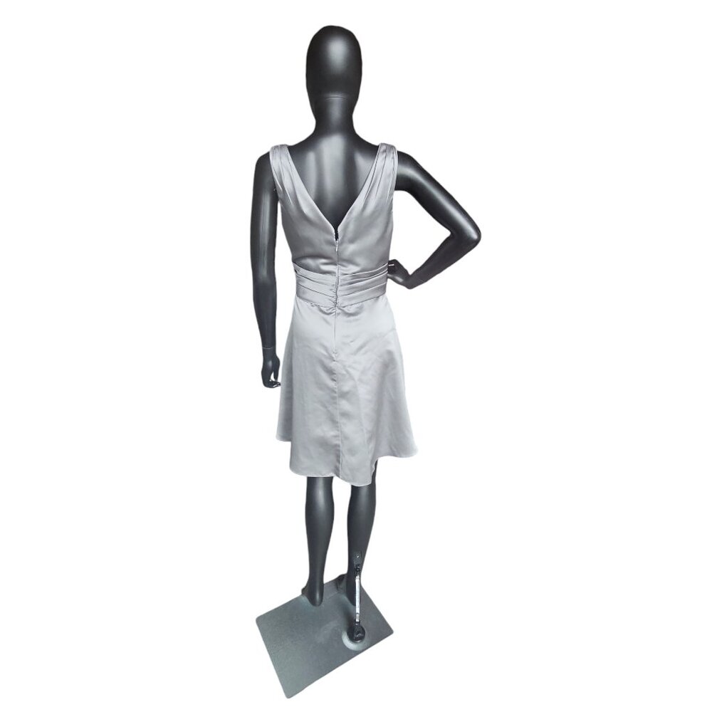 Silver Satin V-Neck Side Ruched Cocktail Dress - David's Bridal - Picture 5 of 5